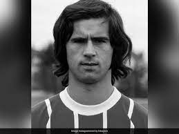 6 hours ago · gerd mueller's record of 68 international goals in 62 games for west germany earned him the nickname 'the bomber' for his ability to destroy countless defences. 29 Nlmzchsculm