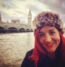 Lindsay Stott's Instagram, Twitter & Facebook