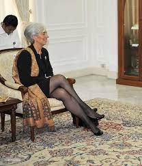 Christine Lagarde | Sexy older women, Euro chic, Granny pantyhose