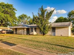 4102 Valleyfield St San Antonio Tx 78222 Mls 1334434 Zillow Texas Homes House Styles Zillow