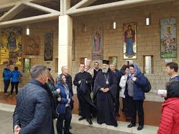 Uniti intru urmarea lui hristos. In Imagini Pelerini Din Alba Iulia In È›ara SfantÄƒ ImpreunÄƒ Cu Chiriarhul Lor Basilica Ro