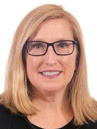 Lisa Barra's Instagram, Twitter & Facebook