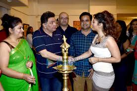Rishi Kapoor Inaugurates Dr Seema Nitin Chaudhary S Painting Exhibition Dr Seema Chaudhary Rishi Kapoor Nitin Chaudhary Tanisha Mukherjee Images Bollywood Hungama He writes for various publications including national geographic traveller. rishi kapoor inaugurates dr seema