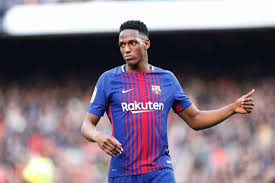 Fc barcelona and palmeiras have reached an agreement for the transfer of the player yerry mina for the remainder of the season and five more until yerry mina's sporting career started in his hometown of guachené, where he played as a midfielder. Liverpool Linked With Loan Move For Barcelona Centre Back Yerry Mina Liverpool Fc This Is Anfield