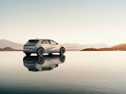 The electric model has been made all the more spacious thanks to a new electric. Spgonkekrckm5m