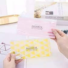 Korea yang lengkap dengan pena pensil penghapus kotak pensil dan alat mewarnai. Harga Serba Serbi Tas Stationery Tempat Pensil Terbaik Juni 2021 Shopee Indonesia