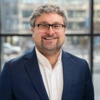 40+ "Strayer" profiles