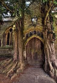 Wooden Door Of St Edwards Church With Two Ancient Yew Trees Stow On The Wold Cotswolds Stow On The Wold Beautiful Doors Cotswolds England
