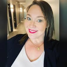 Roxanne Sammons's Instagram, Twitter & Facebook