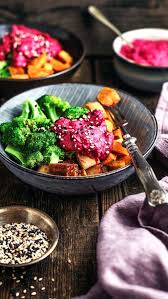 Vegane Susskartoffel Bowl Mit Rote Bete Hummus Susskartoffel Rezepte Gesunde Rezepte Rote Bete