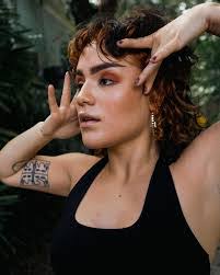 Lesvia Ortiz's Instagram, Twitter & Facebook