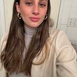 Monica Baxter's Instagram, Twitter & Facebook