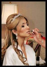 Trendy Wedding Veils With Hair Down Tiara Down Hairstyles 62 Ideas Wedding Hairstyles Half Up Half Down Bridal Hair Half Up Wedding Hair Down