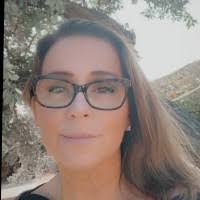 Jennifer Tomasello's Instagram, Twitter & Facebook