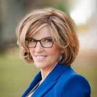 Lori Nice's Instagram, Twitter & Facebook