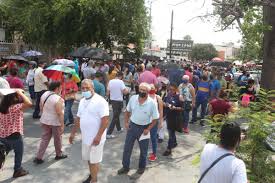 Ruidos cardiacos ritmicos sin soplos. Miles De Personas Esperan Vacuna Covid 19 En Facultad De Medicina Uanl