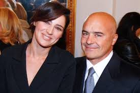 Pamela maffioli info@zebaki.it commercial inquiries: Avete Mai Visto Dove Vivono Luca Zingaretti E Luisa Ranieri Una Casa Raffinata Nel Cuore Di Roma Foto