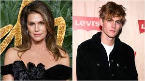 Cindy crawford and randy gerber's model son was arrested for dui on sunday, radaronline.com confirmed from jail records. Cindy Crawford S Son Presley Gerber Arrested For Reported Dui Entertainment Tonight