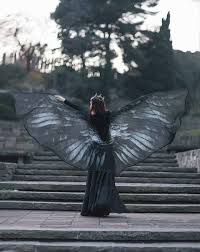 Rabe Flugel Kostum Krahe Schwarze Federn Maleficent Cosplay Etsy Raven Wings Maleficent Cosplay Dark Angel