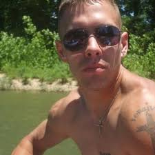 Derek Hefner (@UncleDerek12)