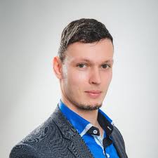 Dnes bych rád pomohl mladému a nadějnému studentovi Tomáš Stach, který  hledá práci.