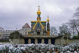 Grand duke ernst ludwig of hesse founded the darmstadt artists' colony with the aim of reforming the . Bergstrasse Odenwald Fuhrung Uber Die Mathildenhohe In Darmstadt