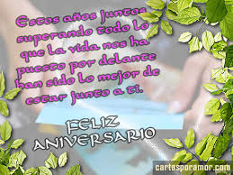 Si quieres compartir la alegría de los recién casados y celebrar su unión, con estas frases para desear lo mejor a una pareja recién casada lograrás expresarles todos tus buenos deseos. Felicitaciones Y Frases Por Aniversario De Bodas