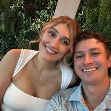 Sommer Powell and Brandon Goad's Wedding Website