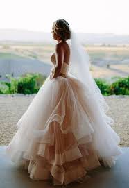 38 Stunning Layered Tulle Wedding Dresses Layered Tulle Wedding Dress Lazaro Wedding Dress Wedding Dresses Sweetheart Neckline