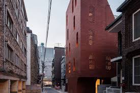 Di rumahku, kamu akan membuat desain mimpimu menjadi kenyataan dan gratis! Ide Kreatif Desain Rumah Di Lahan Sempit Padat Penduduk Halaman All Kompas Com