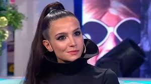 La madre de brenda asnicar hizo público un mensaje para su hija tras la preocupación por un video de la actriz. Gdnux7gh7ncbtm