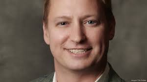 UMB Financial Corp. promotes Chief Marketing Officer Liz Lewis to president  of consumer banking