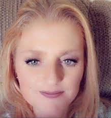 Tracy Smallwood's Instagram, Twitter & Facebook