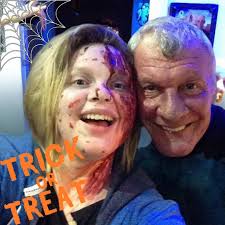 UNCANNY IS BACK!!! It's PODCAST SUMMER SPECIAL time. 😯 Are you ready to  feel the chill again as we investigate a brand new case that takes us to an  old historic house