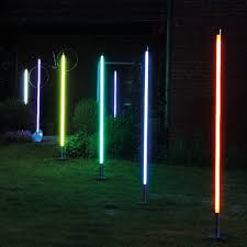 Led Leuchtstab Fur Den Garten Led Hausbeleuchtung Led Standleuchte