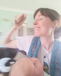 Rosie Abbott Music (@rosieJabbott)