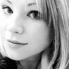 Melanie Downing (@upsanddownings)