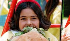 Ana Pau Cáceres: el antes y ahora de “Polita”, la niña sentimental de  “Vivan los niños”