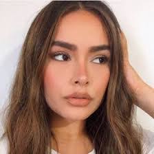 Tania Todd's Instagram, Twitter & Facebook