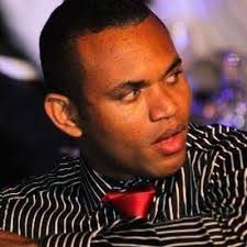 Roger Bent's Instagram, Twitter & Facebook