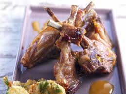 Pata De Cordero Al Horno En Papel De Aluminio Chuletitas De Cordero Lechal A La Miel Chuletas De Cordero Cordero Lechal Platos De Carne