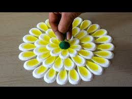 Easy Door Rangoli Design For Beginners Easy Flower Rangoli Design Rangolidesign Kolam Easy Youtube In 2020 Flower Rangoli Rangoli Designs New Rangoli Designs