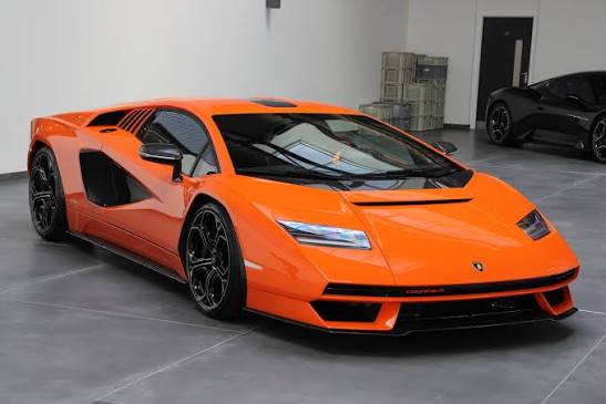Lamborghini Countach LPI 800-4