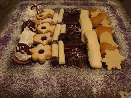 Sift flour, add cream cheese, butter, eggs and yeast dissolved in 1/2 cup milk. 21 Best Ideas Slovak Christmas Cookies Most Popular Ideas Of All Time