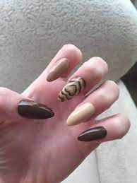 Brown Heart Acrylic Nails 3 Minimalist Nails Minimal Nails Short Acrylic Nails