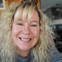 Suzanne Scudder's Instagram, Twitter & Facebook