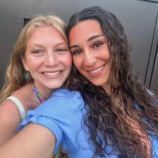 Car (@carly.silver) • Instagram photos and videos