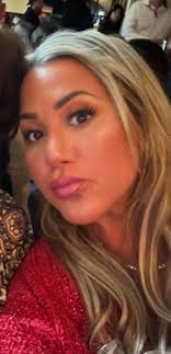 Seeking partner for beach walks and adventures