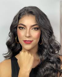 Un recap de mujeres HERMOSAS Y looks llenos de armonía, color y  autenticidad 🥰♥️ gracias chicas por hacerme vibrar con la belleza de cada  una ✨❤️♥️