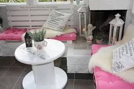 Shop wayfair for all the best coffee tables. Wooden Cable Spool Table 40 Upcycled Furniture Ideas